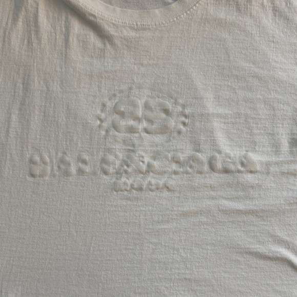 Balenciaga Cream T-Shirt - Picture 3 of 3